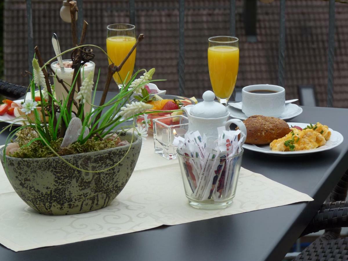 Pension Bergterrasse Annweiler am Trifels Eksteriør bilde